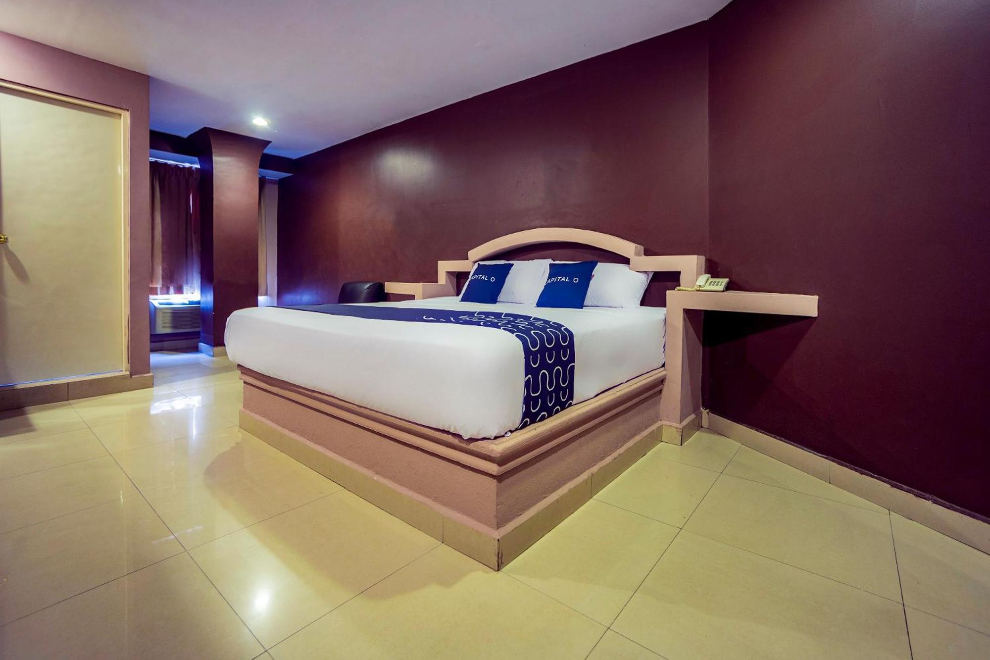 Capital O Hotel Diro, מונטריי מראה חיצוני תמונה