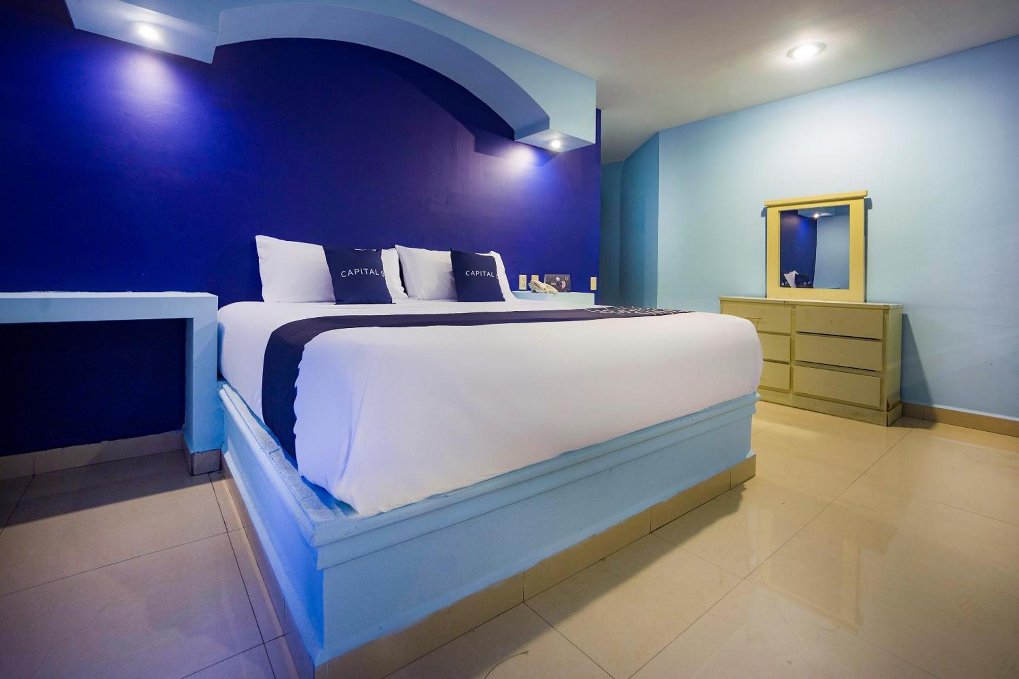 Capital O Hotel Diro, מונטריי מראה חיצוני תמונה